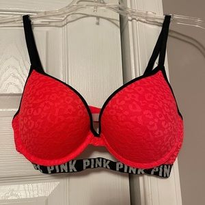 Victoria’s Secret PINK push-up Bra size 32D